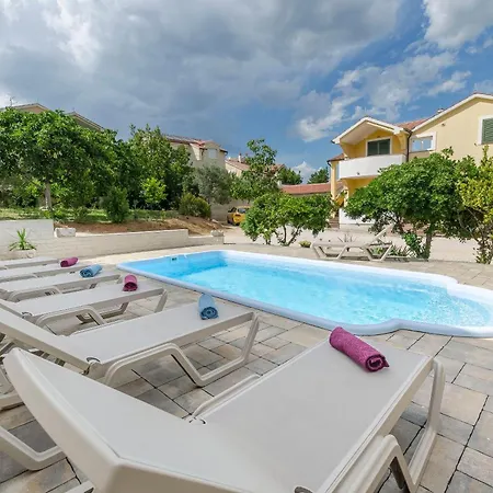 Lägenhet Dijana Vodice